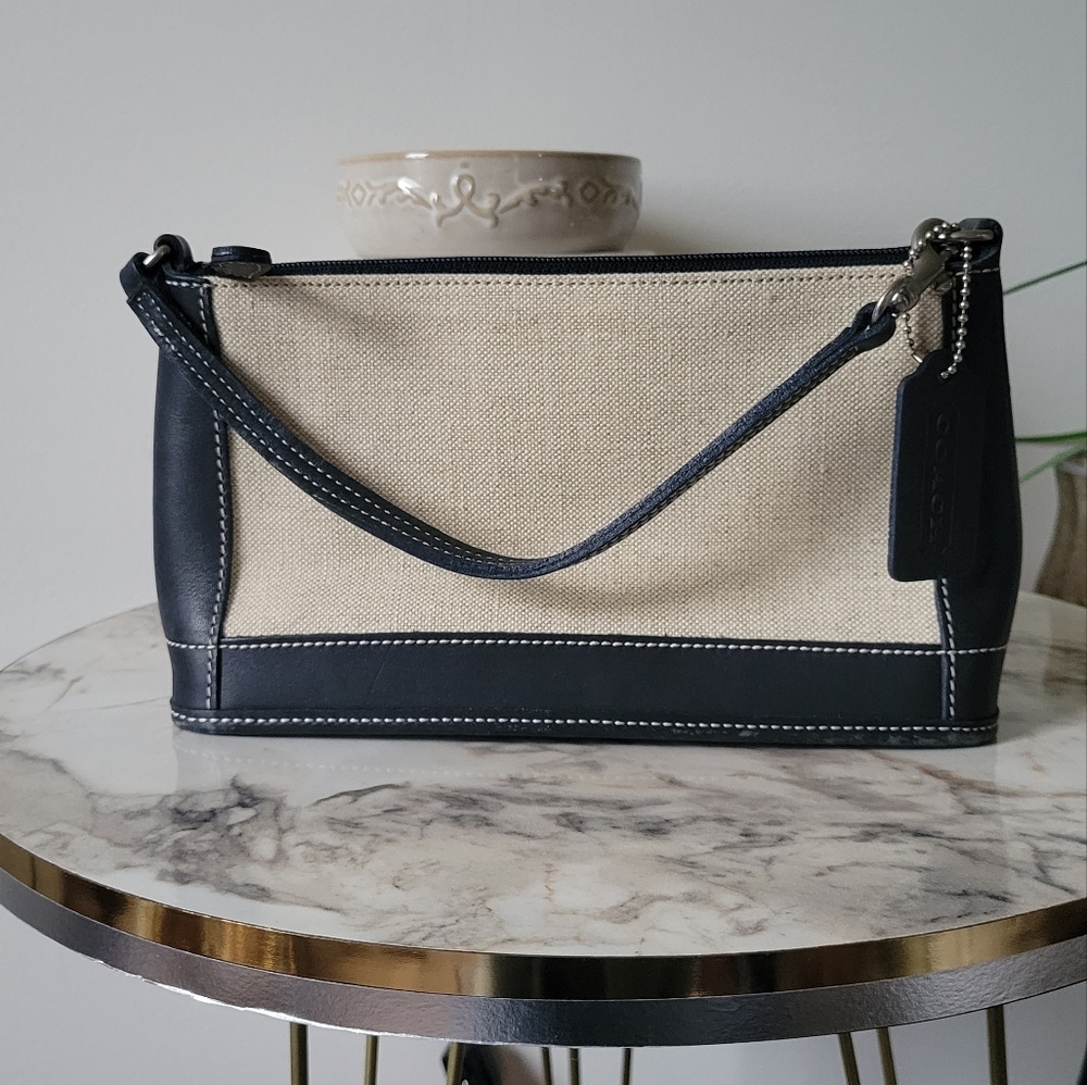 Vintage Coach style 6115